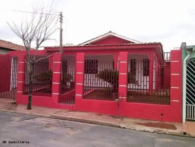 Casa para Venda, em Várzea Grande, bairro Cristo Rei, 2 dormitórios, 1 banheiro, 2 vagas